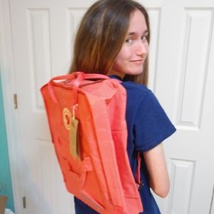 NWT lg Pink Fjallraven Backpack w reflective strip